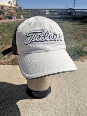Titleist Golf Hat Black & White